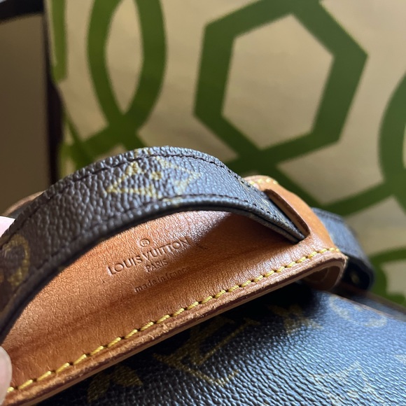 100% Authentic Louis Vuitton Vintage Monogram Canvas Nile Messenger Bag - Picture 8 of 16